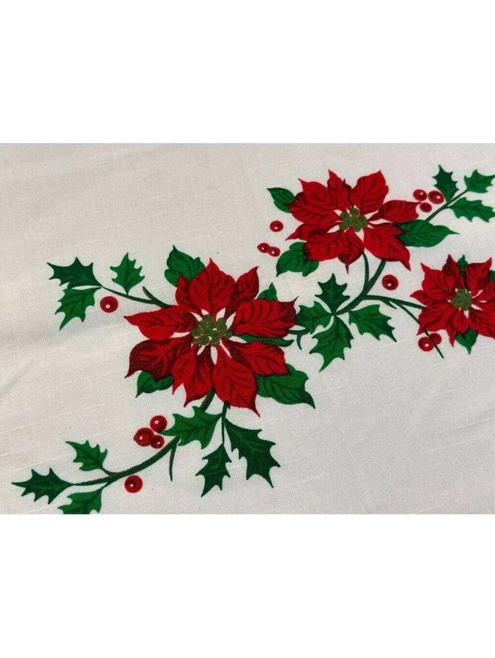 Christmas Holly Poinsettia Tablecloth White Red Rectangle Scalloped Edge 48.5x67